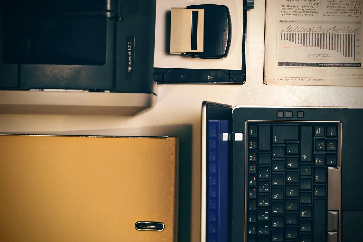 Laptop, printer, office