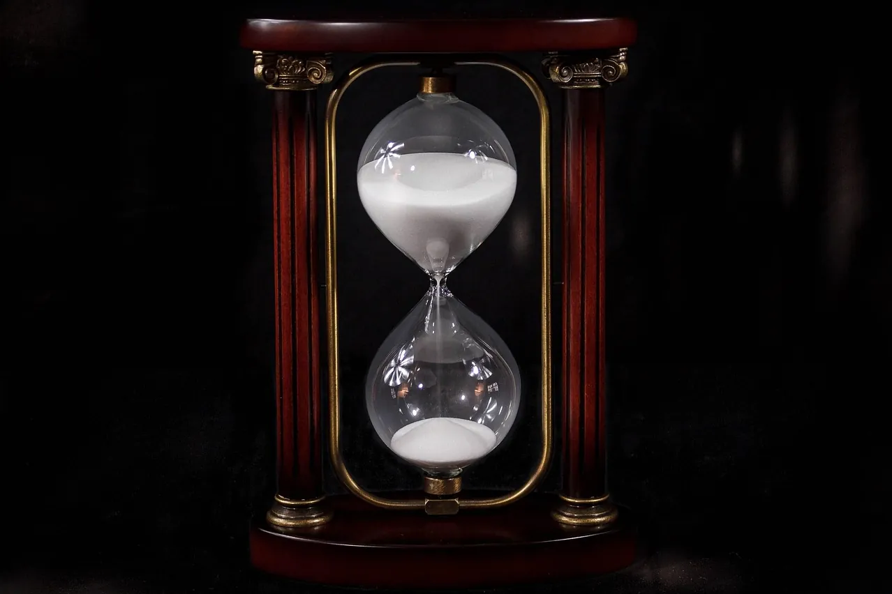 Hourglass, sandglass, timer