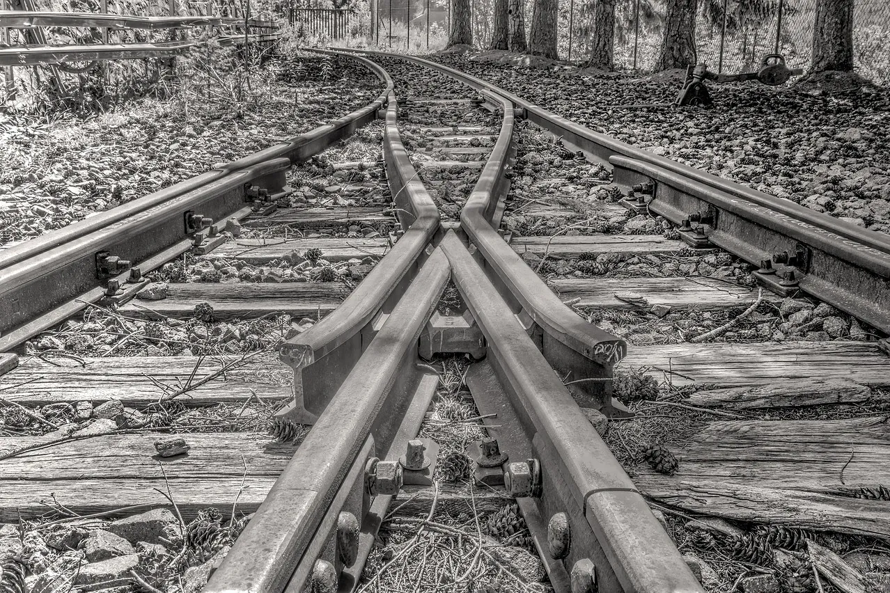 Tracks, rails, railroad